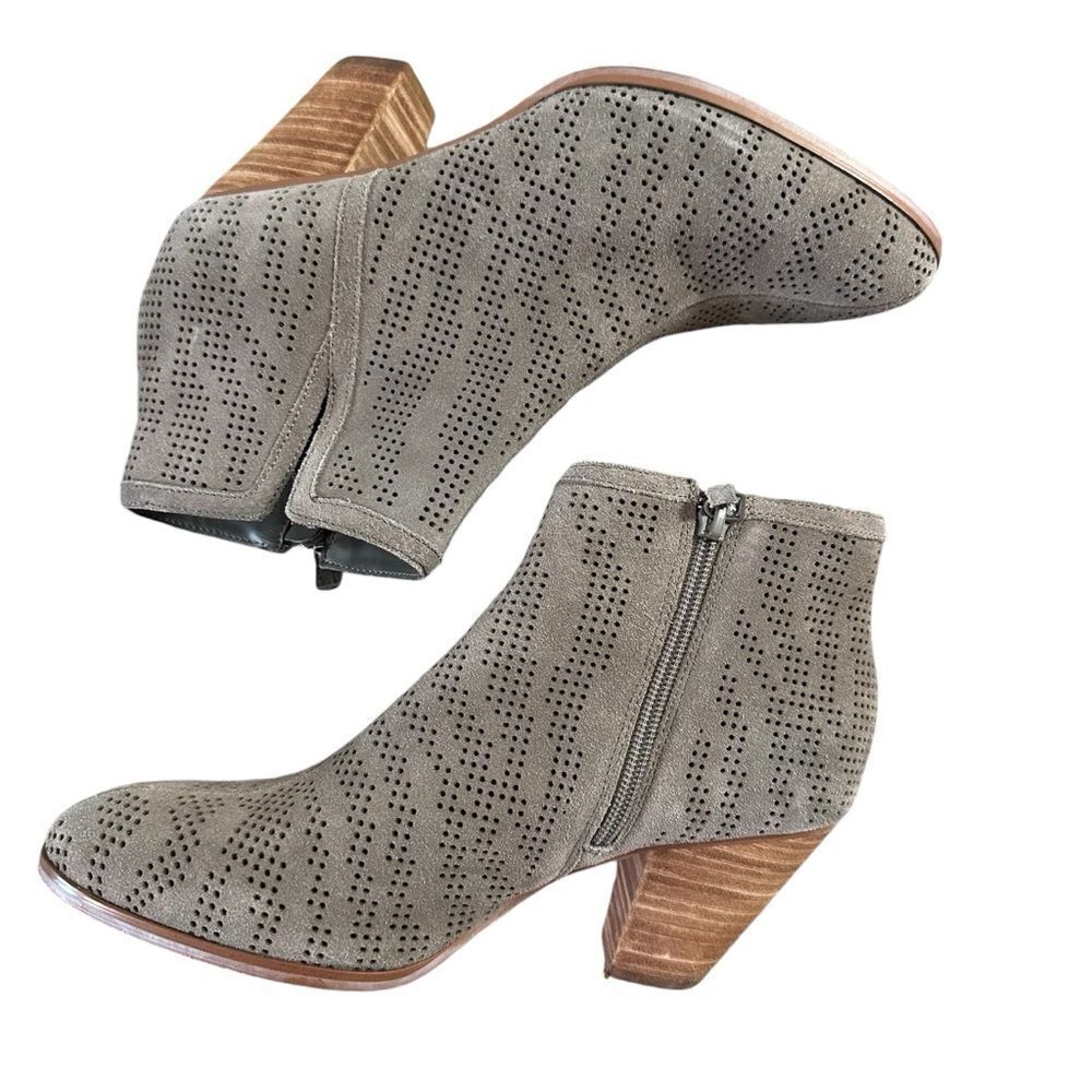Violet‎ and Red Gray Perforated Heeled Ankle Boots Jensen size 8